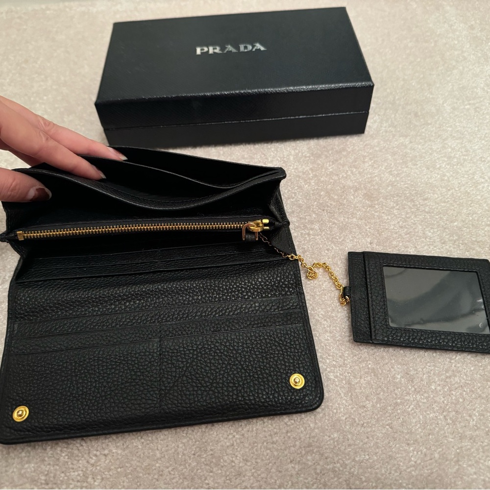 Prada wallet - Picture 4 of 5